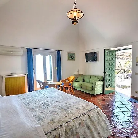 Sleeps 5 Air Con Wifi Vakantiehuis Praiano
