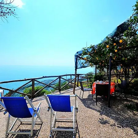Sleeps 5 Air Con Wifi Vakantiehuis Praiano