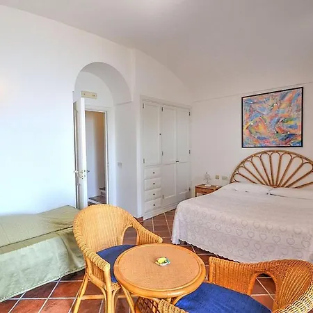 Sleeps 5 Air Con Wifi Vakantiehuis